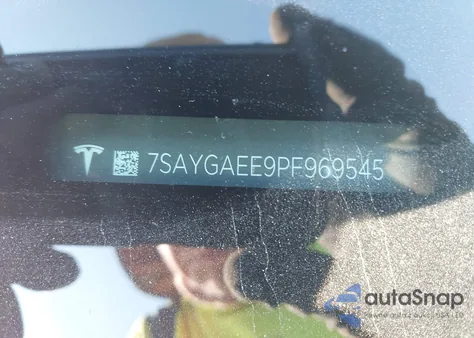2023 Tesla Model Y Awd/Long Range Dual Motor All-Wheel Drive from USA, damaged, VIN 7SAYGAEE9PF969545